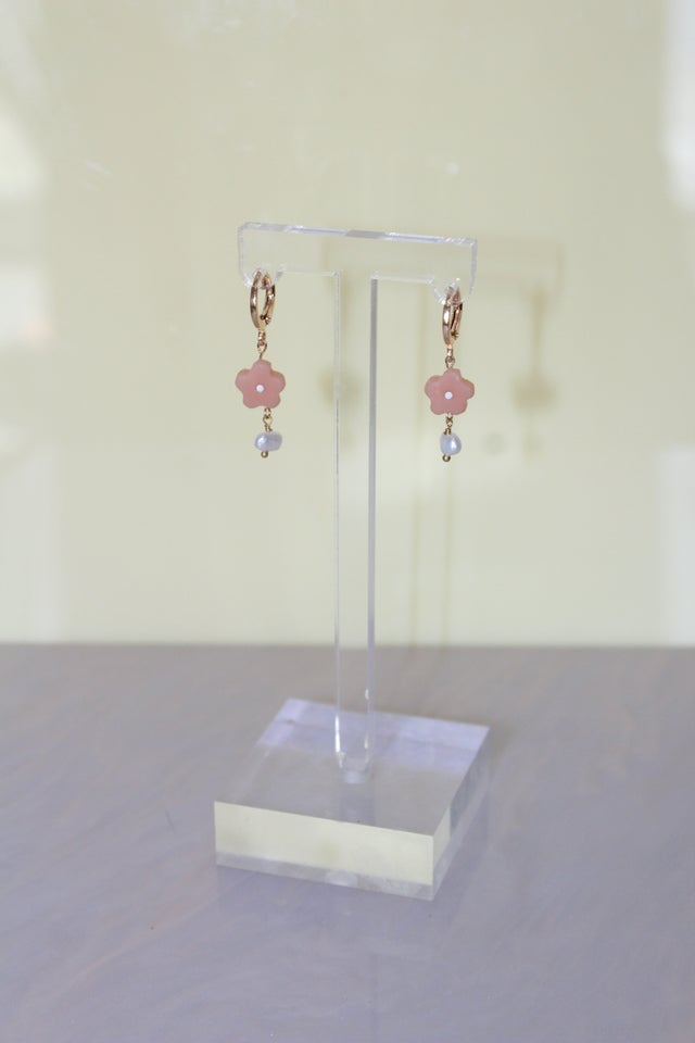 Dainty Lavender Floral Earring