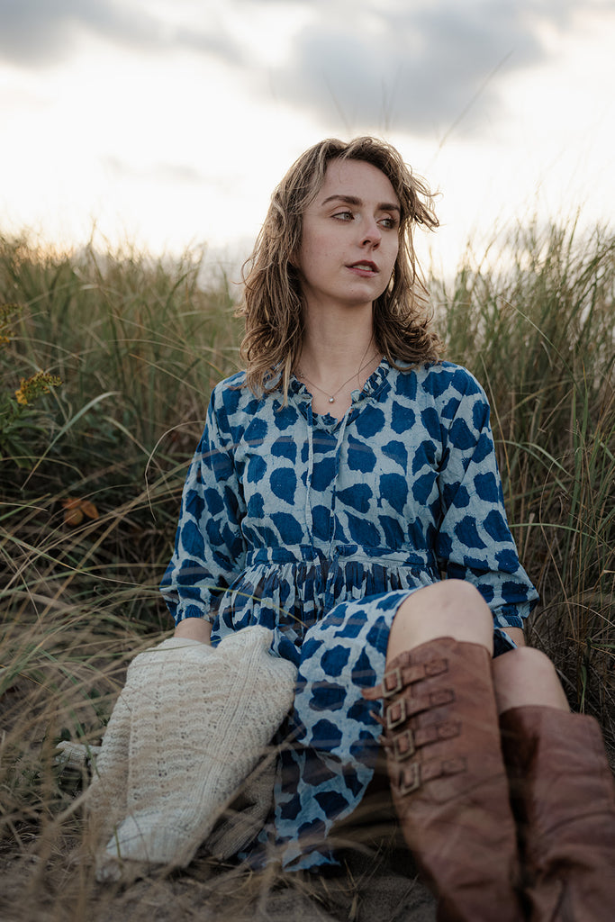Maximize your wardrobe by winterizing your favorite summer pieces! CONRADO Maximize your wardrobe by winterizing your favorite summer pieces! CONRADO