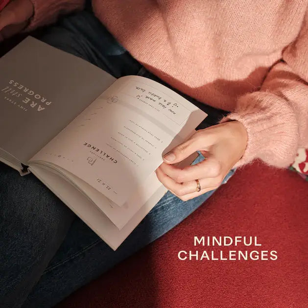 Papier - Stay Grounded Gratitude Journal