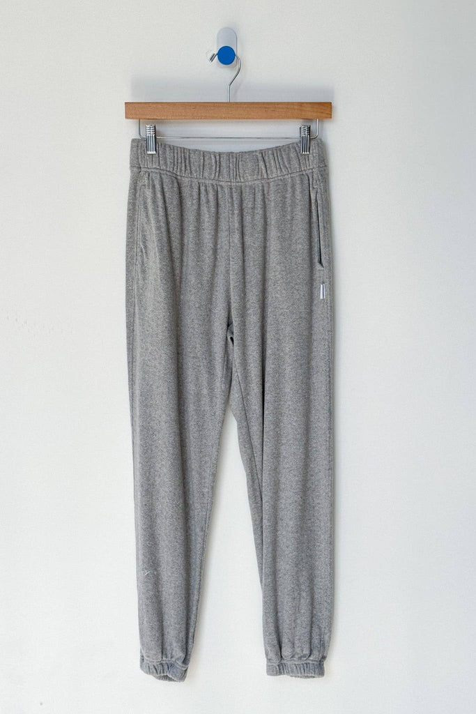 Le Bon Shoppe - Pointelle Serene Jogger - 
melange Grey