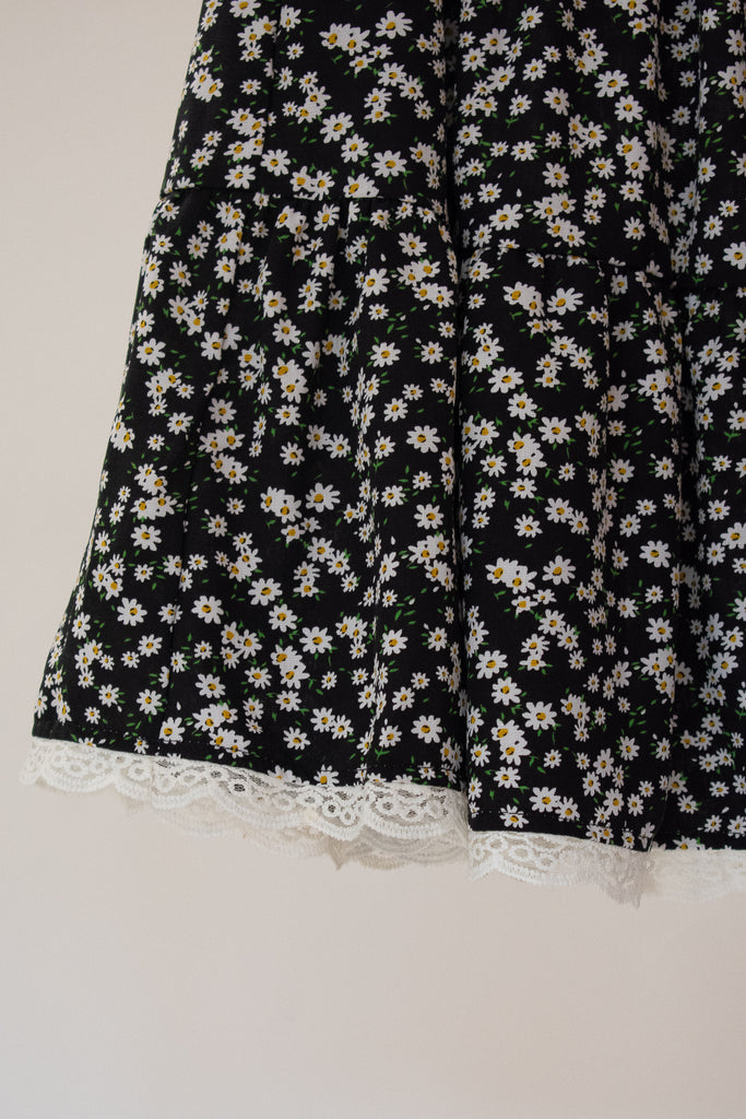 Aria Mini Tiered Skirt -Black Floral Print