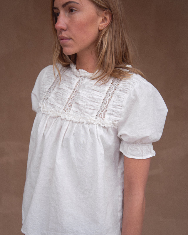 Sønderhaus White Jane Blouse