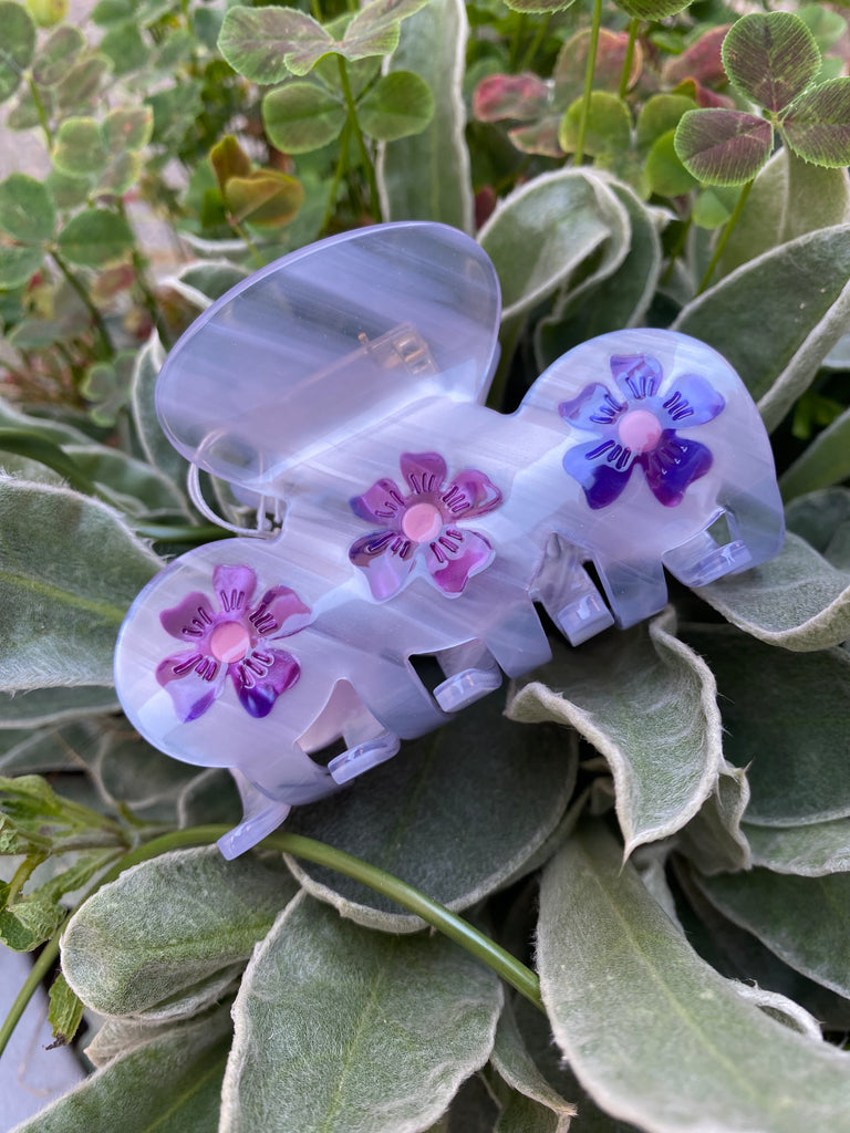 Winona Irene Lilac Hair Claw