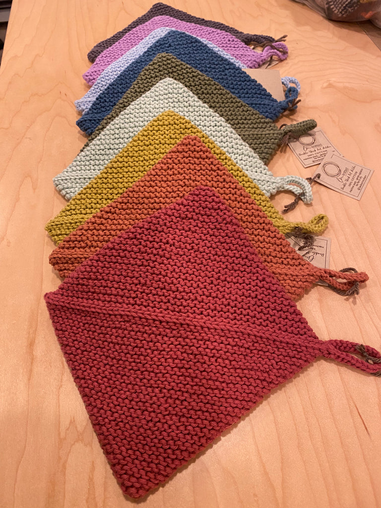 Hand knitted cotton pot holder