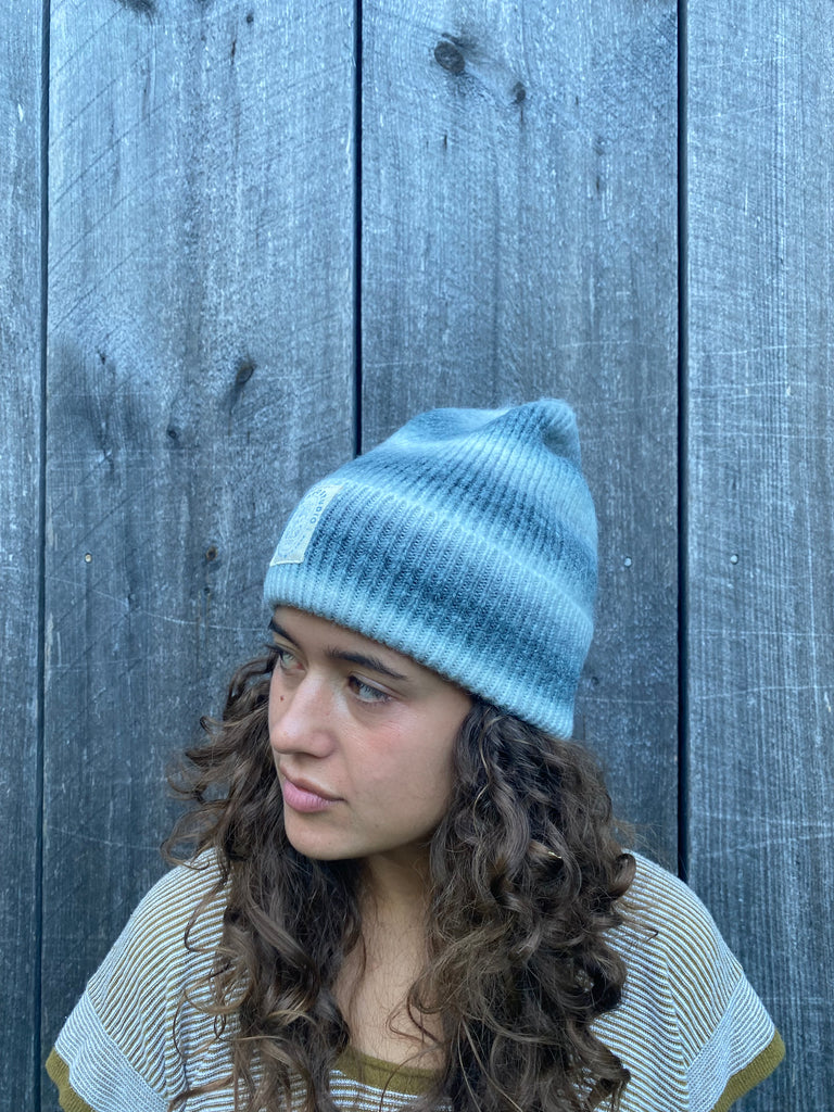 Conrado Soft Gradient Rib Beanie