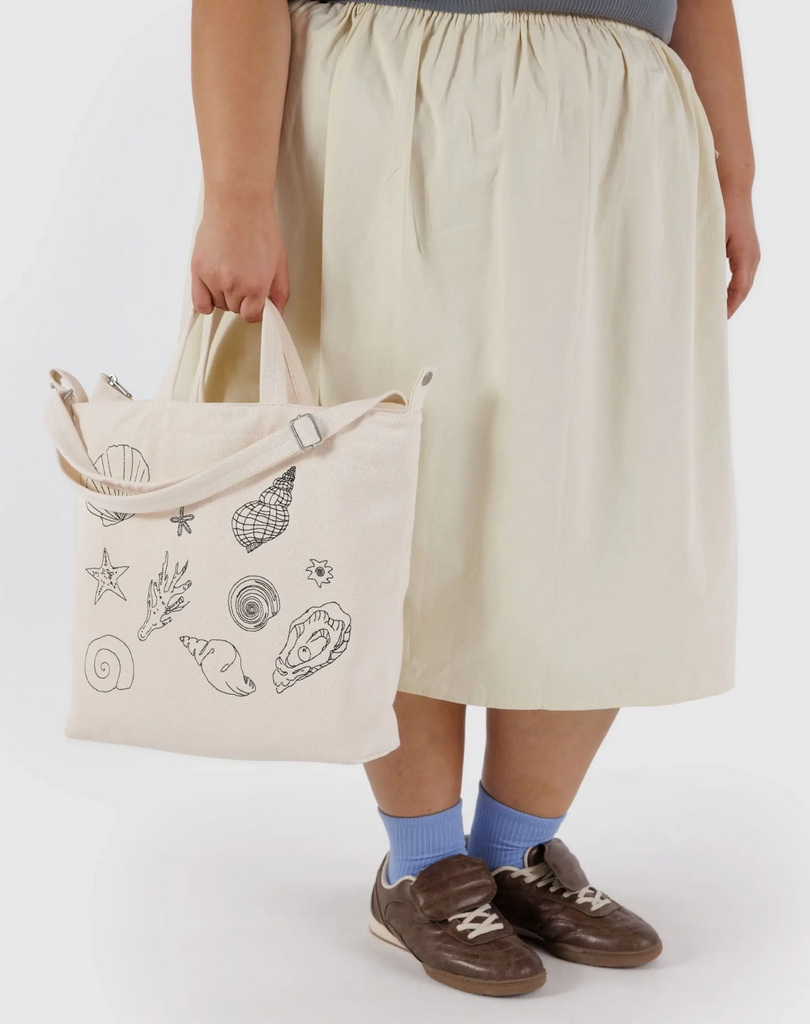 Baggu - Horizontal Zip Duck Bag Embroidered Shells