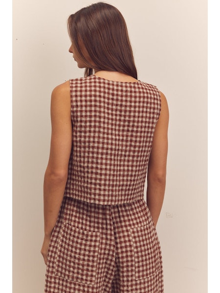 Amente Sleeveless Button Down Brick Top