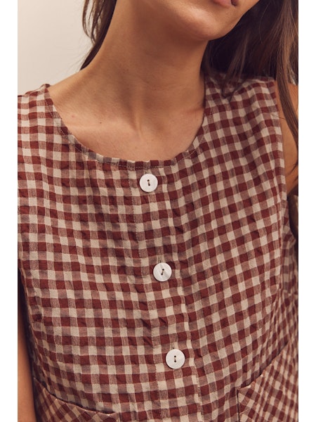Amente Sleeveless Button Down Brick Top