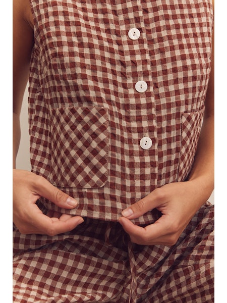 Amente Sleeveless Button Down Brick Top