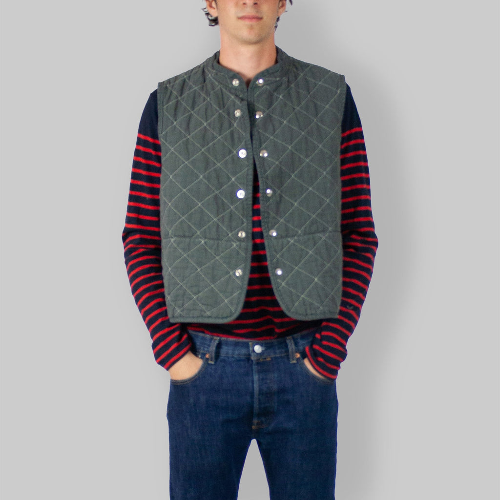 Utility Canvas Quilted Snap Vest - Charcoal