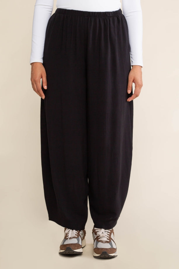 NLT - Linen Lantern Pant | Mid Rise Barrel Pant - Black