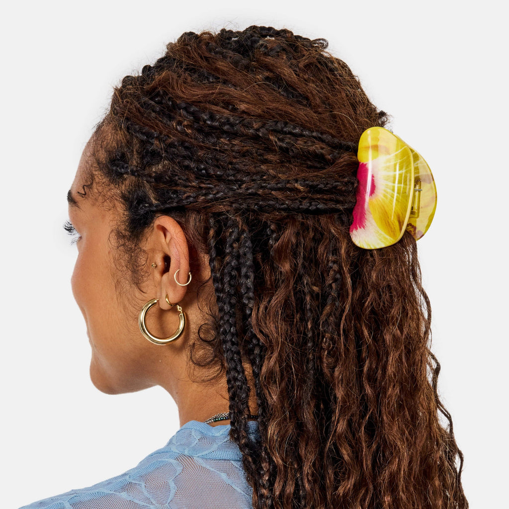 Chunks - Juno Claw in Hibiscus Flower