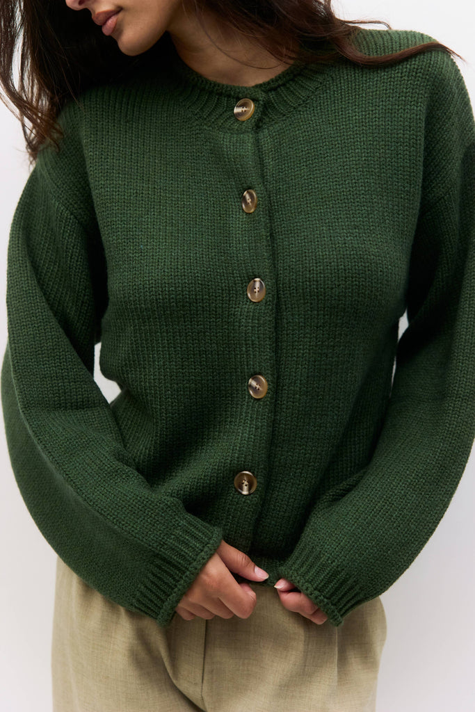 The Hannah Cardigan Chunky Drop Shoulder Cardigan Green