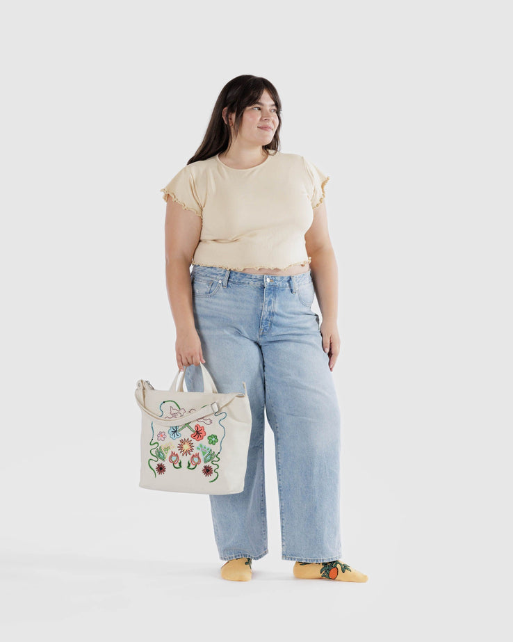 Baggu - Horizontal Zip Duck Bag Embroidered Birds - Canvas Tote Bag - Conrado