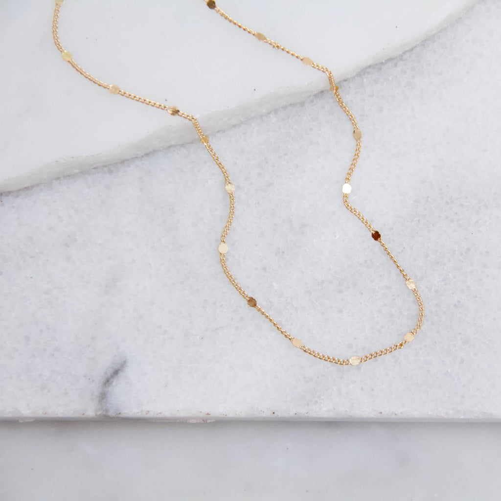 Minimal Curb Chain Necklace