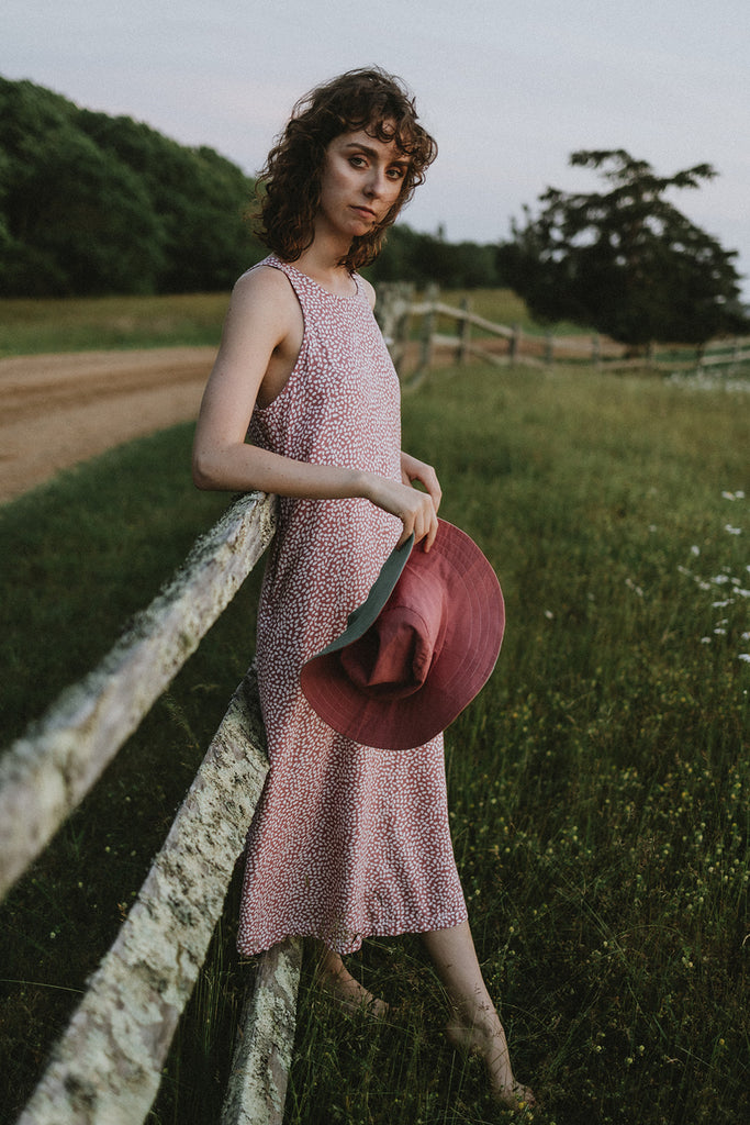 Lisa Low Back Dress - Pink Print - Conrado