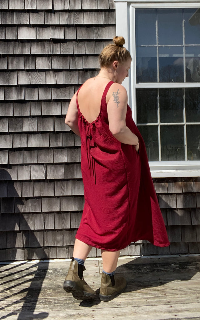 Lisa Low Back Dress - Red - Conrado