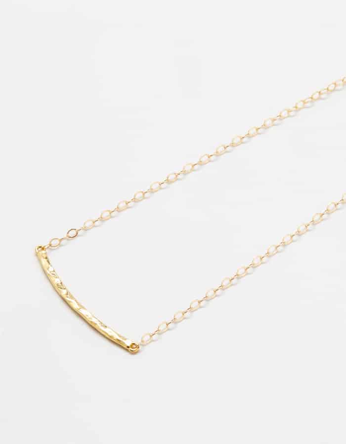 Admiral Row Gold Hammered Curved Bar Necklace